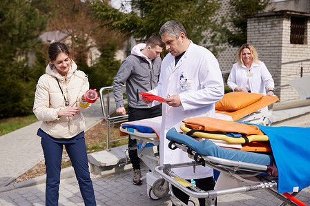 WHO field office in Ukraine trained doctors, nurses and first responders from Ukraine for mass casualty incidents.