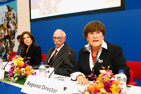 Her Royal Highness Crown Princess Mary of Denmark, WHO Regional Director for Europe, Zsuzsanna Jakab and outgoing Executive President, Dr Daniel Reyndersat the 64th session of the WHO Regional Committee for Europe.
-
Title of WHO staff and officials reflects their respective position at the time the photo was taken.