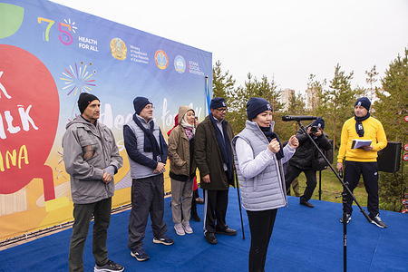 Hundreds of students at Astana Medical University gathered in the botanical gardens in Astana for the “Walk the Talk” running and walking event, to launch a week of health events co-hosted between WHO and the Ministry of Healthcare of the Republic of Kazakhstan.   Minister Giniyat, Minister of Health welcomed all, and introduced the special guests – Dr Tedros Adhanom Ghebreyesus, WHO Director-General, Dr Hans Henri P. Kluge, WHO Regional Director for Europe, and Dr Chris Fearne, President of the 76th World Health Assembly, Deputy Prime Minister and Minister of Health of Malta. Organized by the University, its Rector Kamalzhan Talgatovich was present, together with well-known Olympic and world-class Kazakhstan athletes from the fields of weightlifting, taekwondo, wrestling and gymnastics.   Addressing the participants, Dr Tedros underlined the importance of the Walk the Talk concept for two reasons – as a way to advocate for health as a fundamental human right, and to promote physical activity. He encouraged citizens in Kazakhstan to keep active, and cut their alcohol and tobacco use. Thanking Minister Giniyat, Dr Kluge commented that this event was a great way to start a global health week in Kazakhstan, and combined two loves in his life – speaking with medical students, and running. He commended the medical students for choosing the most important profession, commenting that without health we are nothing, and added, “your skills and experience will be such a rich resource for Kazakhstan.”   Dr Kluge ended with words of advice, “The best advice I was given early in my career – was to connect with people. Don’t be shy, ask questions… As you say in Kazakh, “Ағаш тамырымен, Адам досымен мықты”, “A tree is strong with roots, a person with friends”. Chris Fearne praised Kazakhstan as a world capital for the technology of developing artificial hearts, and commended Minister Giniyat for her leadership in health at the UN General Assembly in September. He also thanked the Director General and Regional Director for “showing exemplary leadership in this time of crisis.” After a brief warm-up, the starting pistol sounded, and students and health supporters then ran or walked around the botanical gardens.